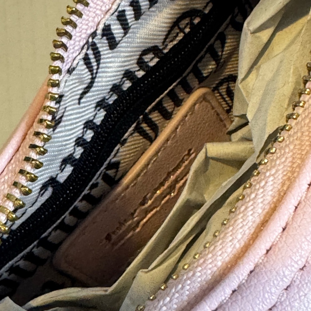 Juicy Couture Light Pink Embossed Shoulder Bag - Picture 6 of 13